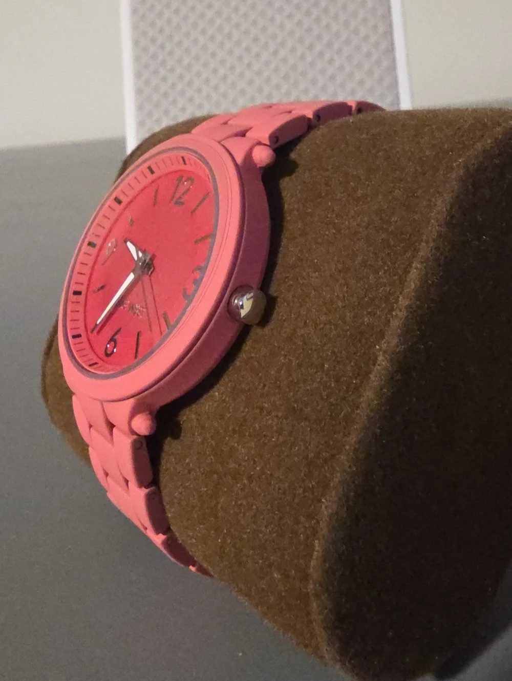 NINE WEST NWT Pink Metal Alloy Bracelet Oversized Women's Watch